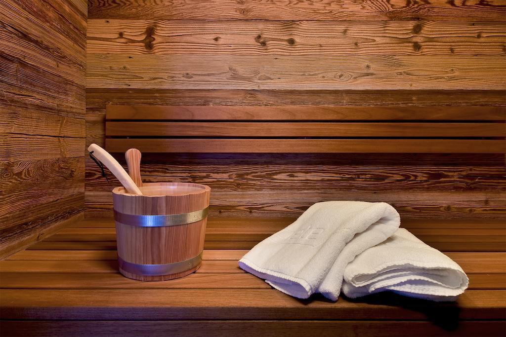 Pete Alpine Boutique Hotel - Klein Und Fein - Private Spa Suiten Und Zimmer St Anton am Arlberg Værelse billede