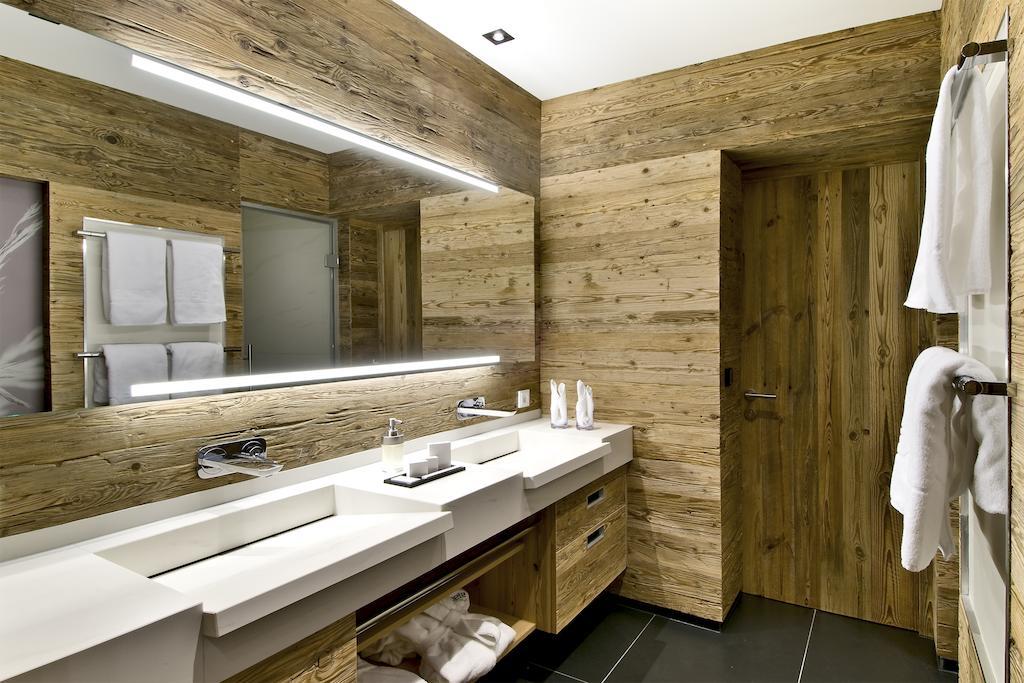 Pete Alpine Boutique Hotel - Klein Und Fein - Private Spa Suiten Und Zimmer St Anton am Arlberg Værelse billede